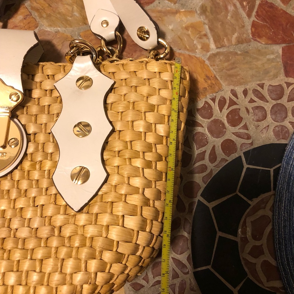 ๐ Used Michael Kors Basket Bag! ๐ - Picture 7 of 8